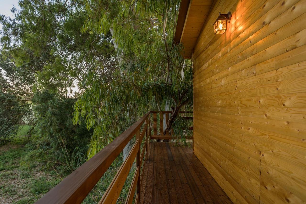 River Treehouse Лаганас Экстерьер фото