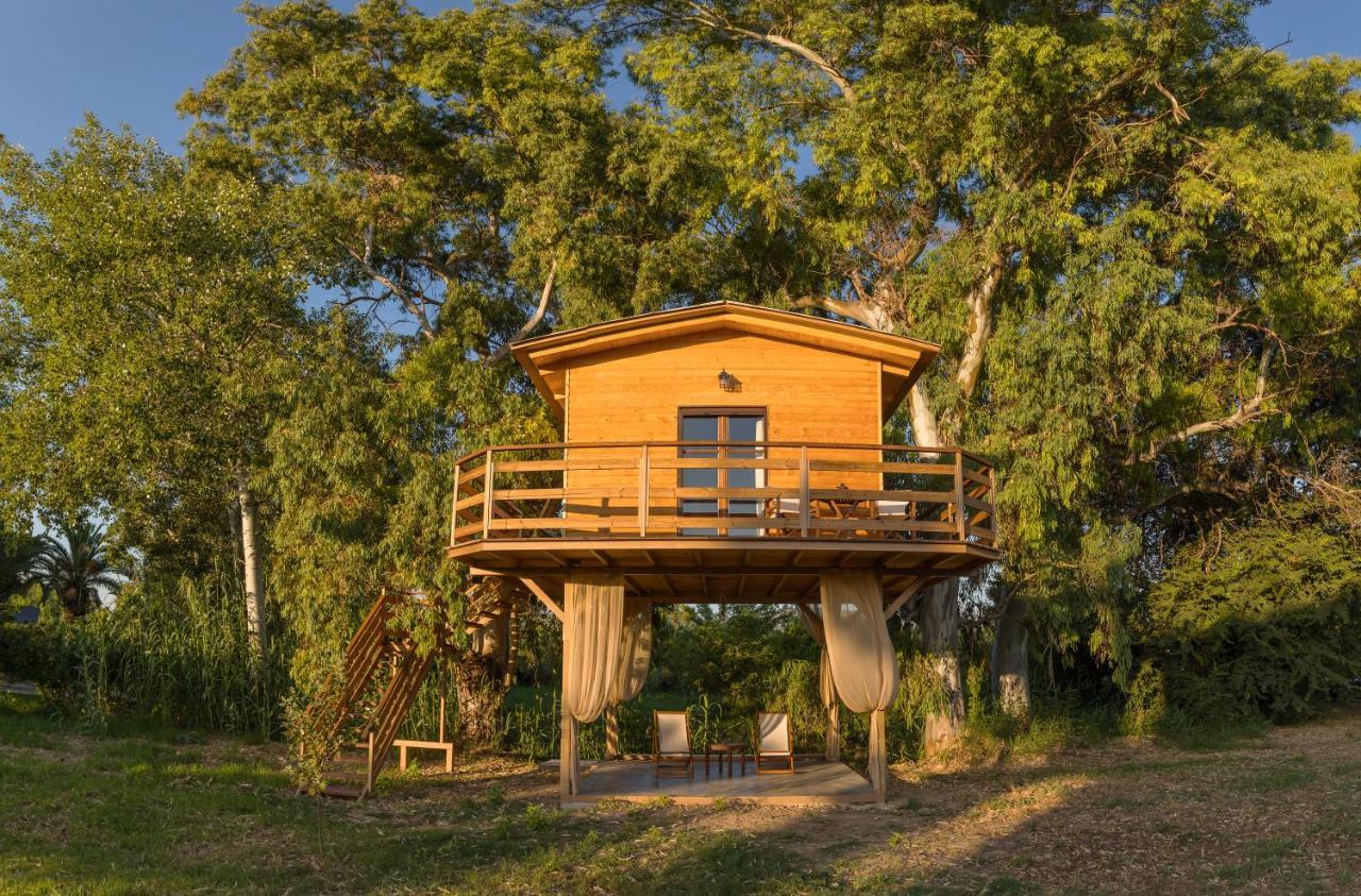 River Treehouse Лаганас Экстерьер фото